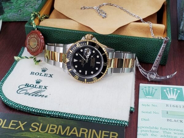 ROLEX SUBMARINER DATE (BLACK - GOLD - SILVER) - Image 3