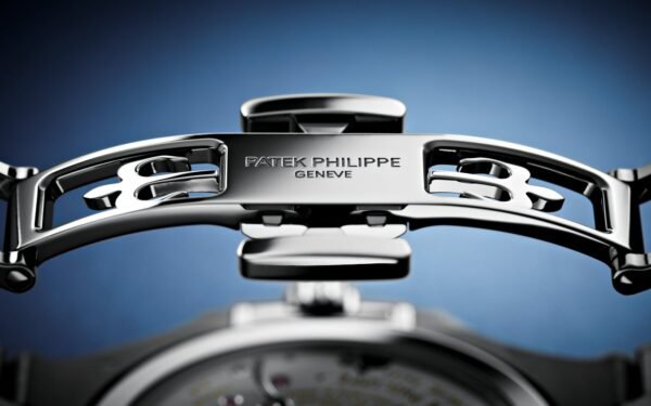 PATEK PHILIPPE NAUTILUS  SUN & MOON - Image 6