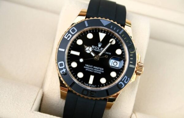 ROLEX YACHT MASTER OYSTER FLEX (GOLD BLACK) - Image 2
